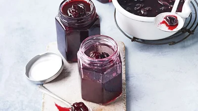 Варенье из вишен – базовый рецепт без косточек