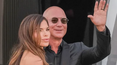 Свадьба миллиардера с нюансами: гости Джеффа Безоса платили за угощения из собственного кошелька