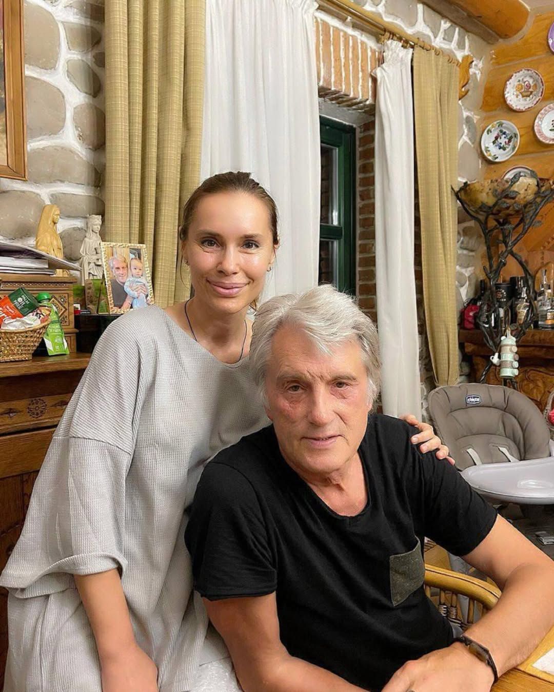Внучка Виктора Ющенко переехала в Россию и не выходит на связь с ним - фото 741551