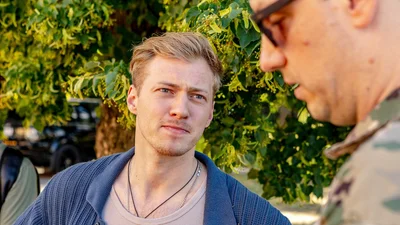 Звезда "Кайдашей" Бакланов раскрыл, зачем прошел военную подготовку