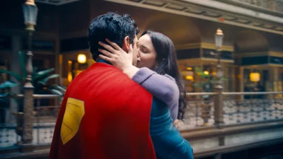 Слишком эротично: в Индии запретили показывать сцены, где Супермен целует Лоис Лейн