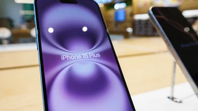 Переверни свій iPhone екраном донизу — і будеш приємно здивована: у чому секрет