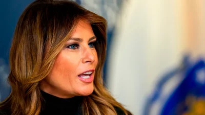 Мелания Трамп до и после пластики: фото, как менялись фигура и лицо