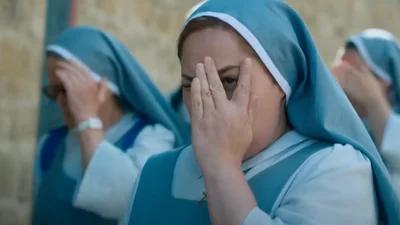"Монахиня у великому місті" - трохи гумору та трохи зашквару від французів у новій комедії