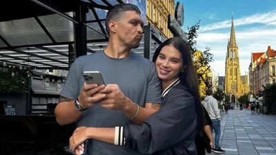 Дюбуа получил бы нокаут: самые горячие фото Кати Усик