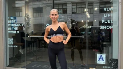 Ця вправа підтягує м'язи живота краще, ніж прес – роби по відео