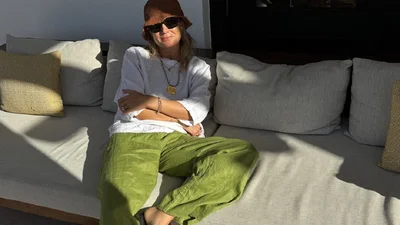 Лляні штани повертаються: головний літній тренд 2025 і як його носити