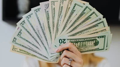 50-річна ірландка за добу стала мільйонеркою: неймовірна історія