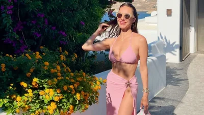 Кристина Горняк крупным планом показала свою грудь: природа не обделила женщину