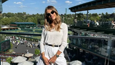 Влада Зінченко показала свіжі фото старшої доньки й попросила час зупинитися