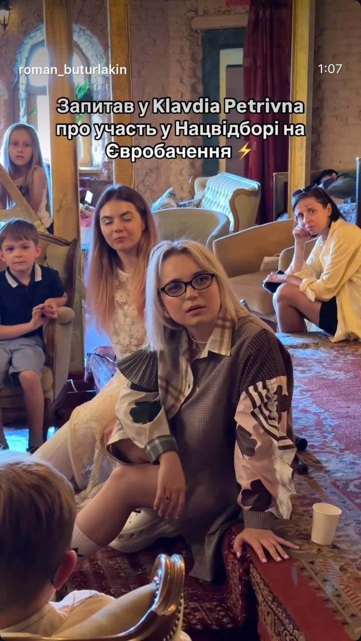 Klavdia Petrivna показала справжнє обличчя без сценічного образу. - 744898 Klavdia Petrivna показала справжнє обличчя без сценічного образу. - фото 744898