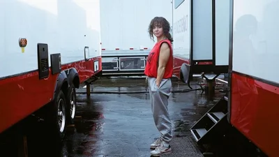 Сідні Суїні шокувала фанатів кардинальним перевтіленням: акторка "приміряла" на себе нову роль