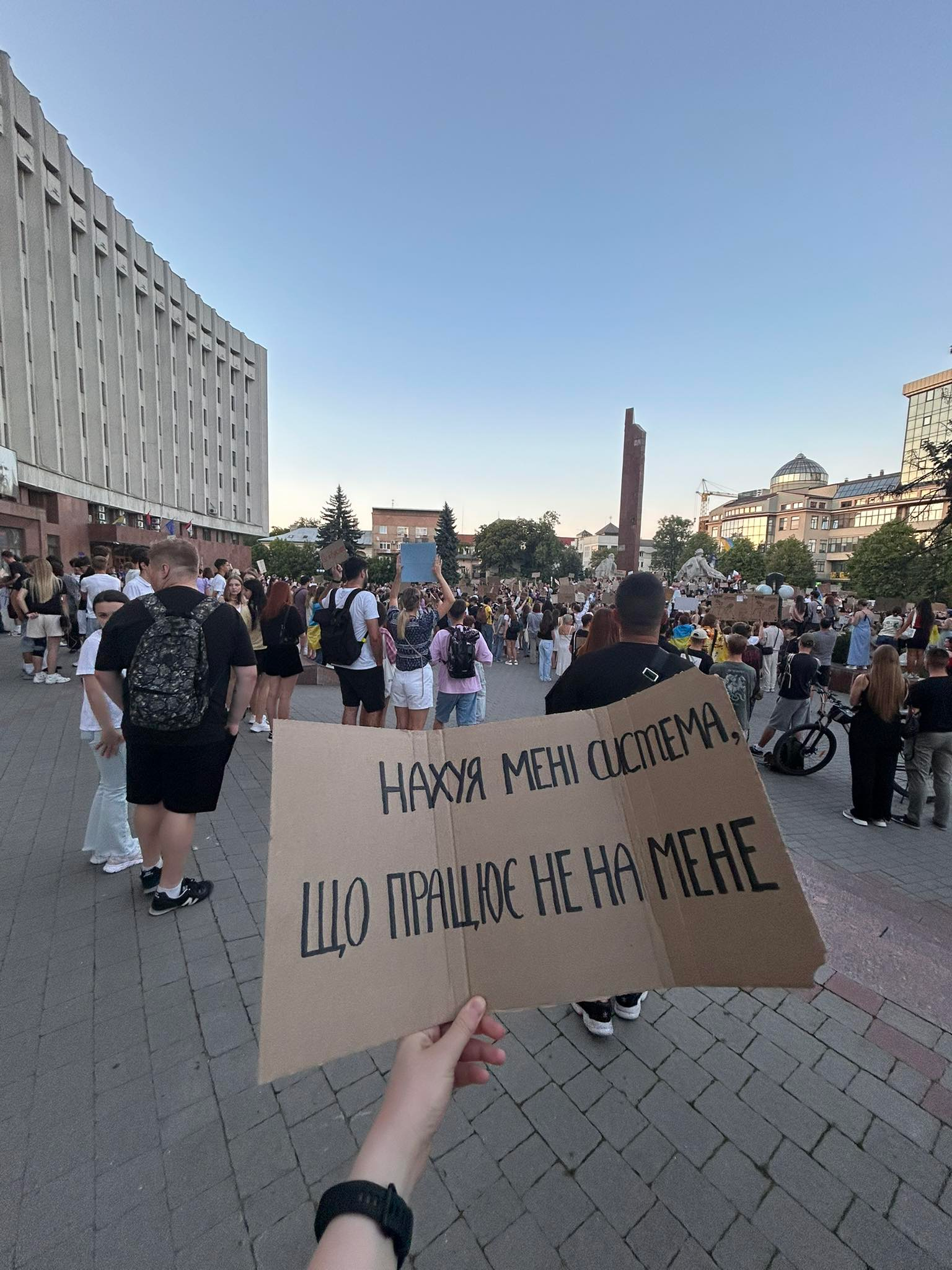 'Автозак' группы Жадан и Собаки стала главной песней протестов в Украине - учим слова - 745532 'Автозак' группы Жадан и Собаки стала главной песней протестов в Украине - учим слова - фото 745532