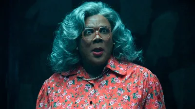 Робота не вовк: Голлівудський мільярдер звільнив власну тітку з роботи за постійні прогули