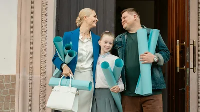 Настя Цимбалару дебютирует в полном метре: стартовали съемки "Родительского собрания"