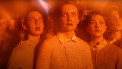 "Добро пожаловать в Дерри": свирепый Пеннивайз и отсылка на "Шоушенк" в новом атмосферном трейлере