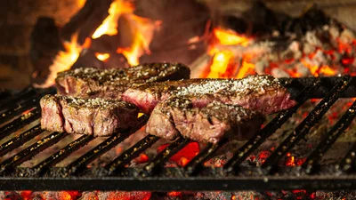 Китай открывает Шашлычный Институт: высшее маринадное образование