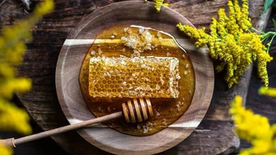 Медовый Спас 2025 - сладкие слова для родных людей + красивые картинки