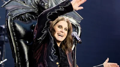 Похорон Оззі Осборна - фото та відео з церемонії прощання з Принцом темряви