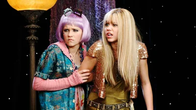 Сначала – Козловский, теперь – Ханна Монтана: Майли Сайрус намекнула на возвращение к роли