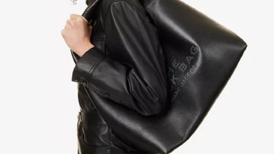 Marc Jacobs Sack Bag: сумка, которую хотят все на лето и осень 2025