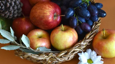 Поздравления с Яблочным Спасом и открыточки для родных и близких