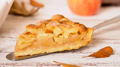 Божественна шарлотка з кислих яблук від Ектора Хіменес-Браво, яку ти будеш пекти знову й знову