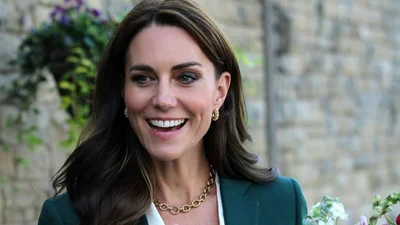 Кейт Міддлтон вразила осіннім образом посеред літа