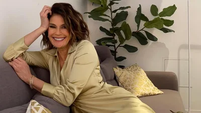 Без фильтров и ботокса: звезда "Отчаянных домохозяек" сияет в свои 60 лет