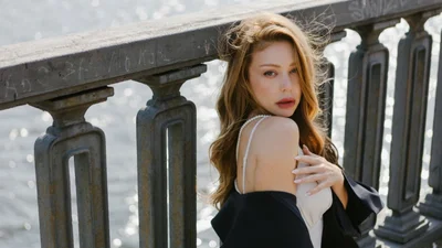 Тіна Кароль засвітила соковиті форми у боді без бюстгальтера – фото