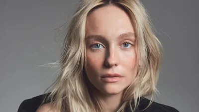 Майбутня матуся ROXOLANA показала свій кругленький животик у стильному образі