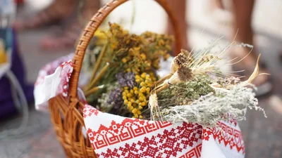 Орехи, хлеб и... что еще святить на Ореховый Спас 2025