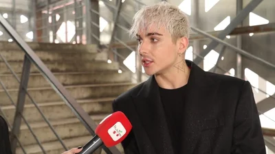 MELOVIN попал в неприятную ситуацию с таксистом: "Закрыл окно, заблокировал дверь"