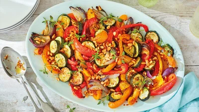 Что на ужин: готовим теплый овощной салат