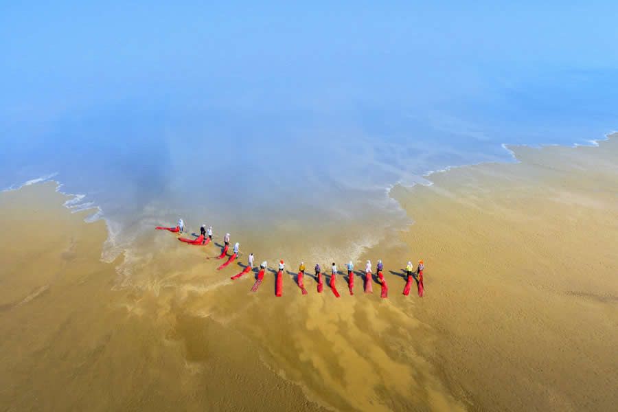 Конкурс Ocean Photographer of the Year 2025 представив фіналістів, і їх фото - прекрасні - 755670 Конкурс Ocean Photographer of the Year 2025 представив фіналістів, і їх фото - прекрасні - фото 755670