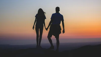 Стоит задуматься: ученые говорят, что отношения пар, которые знакомятся онлайн - менее счастливы