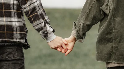 От Энистон до Лоуренс: звездные пары, которым пришлось работать вместе после разрыва