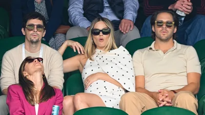 Марго Робби впервые публично вышла в люди после родов – фото, как выглядит ее фигура