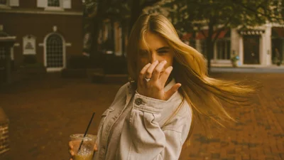 Гороскоп на 25 августа: кому из знаков стоит уделить время развлечениям, а кому - творчеству