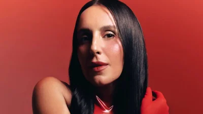 Джамала показала похудевшую стройную фигурку в латексном платье