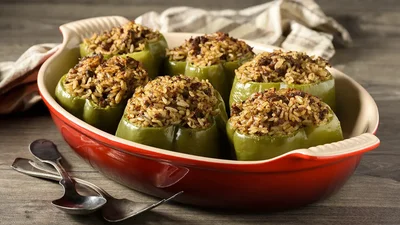 Цей рецепт фаршированого перцю підкорить навіть тих, хто не любить овочі