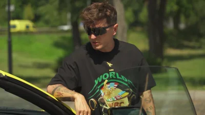 Анатолій Анатоліч пояснив, чому найняв водійку для доньок і скільки це коштує