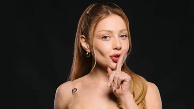 Тіна Кароль просить обрати найефектнішу сукню, і вони всі – просто підпал: фото