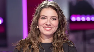 С самолетом заслуженной артистки Украины произошел форс-мажор