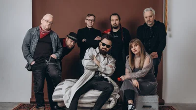 Новый клип "Мертвого петуха" тебе точно понравится - горят русские книги