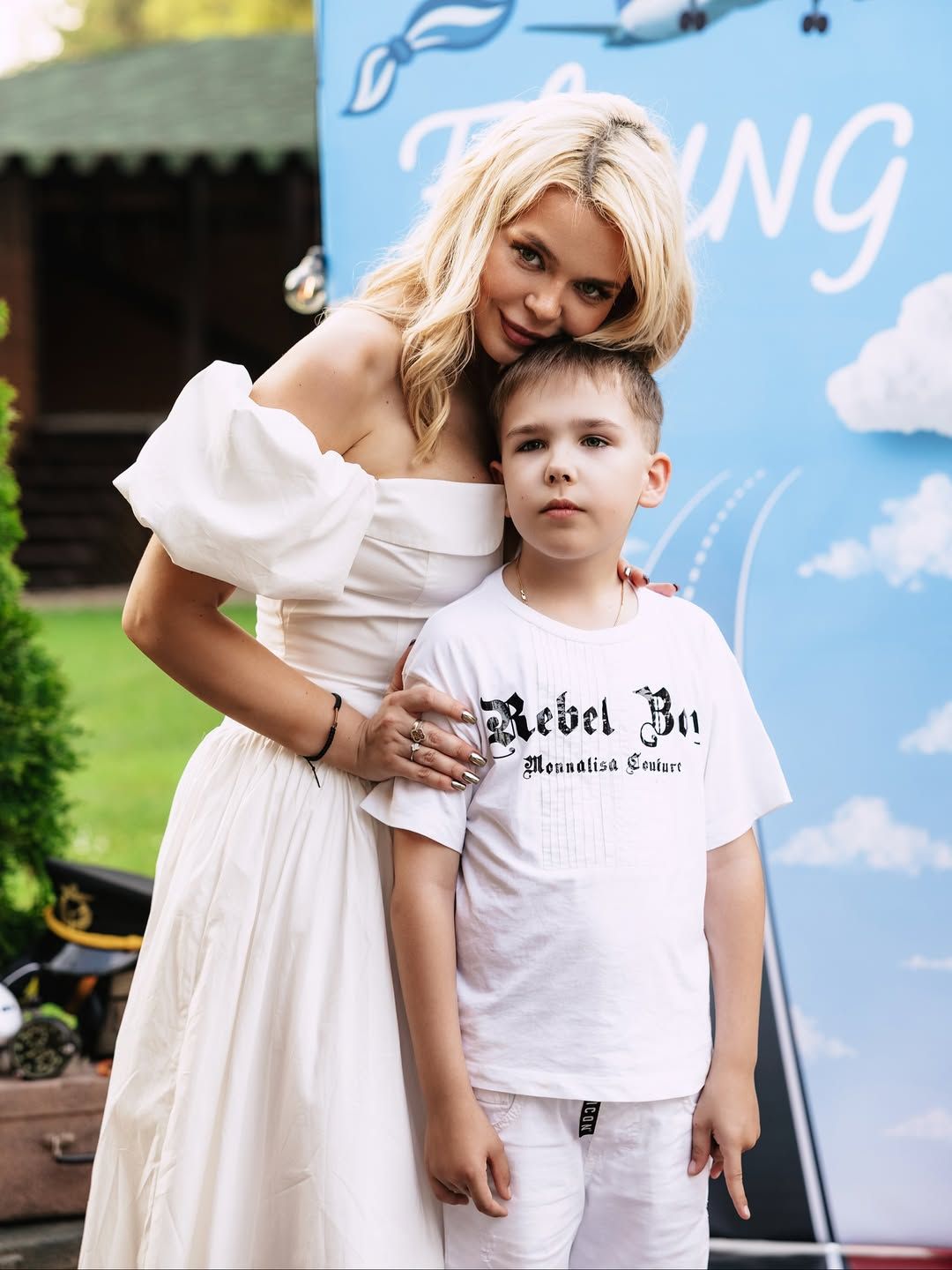 Аліна Гросу з молодшим братом - 762352 Аліна Гросу з молодшим братом - фото 762352