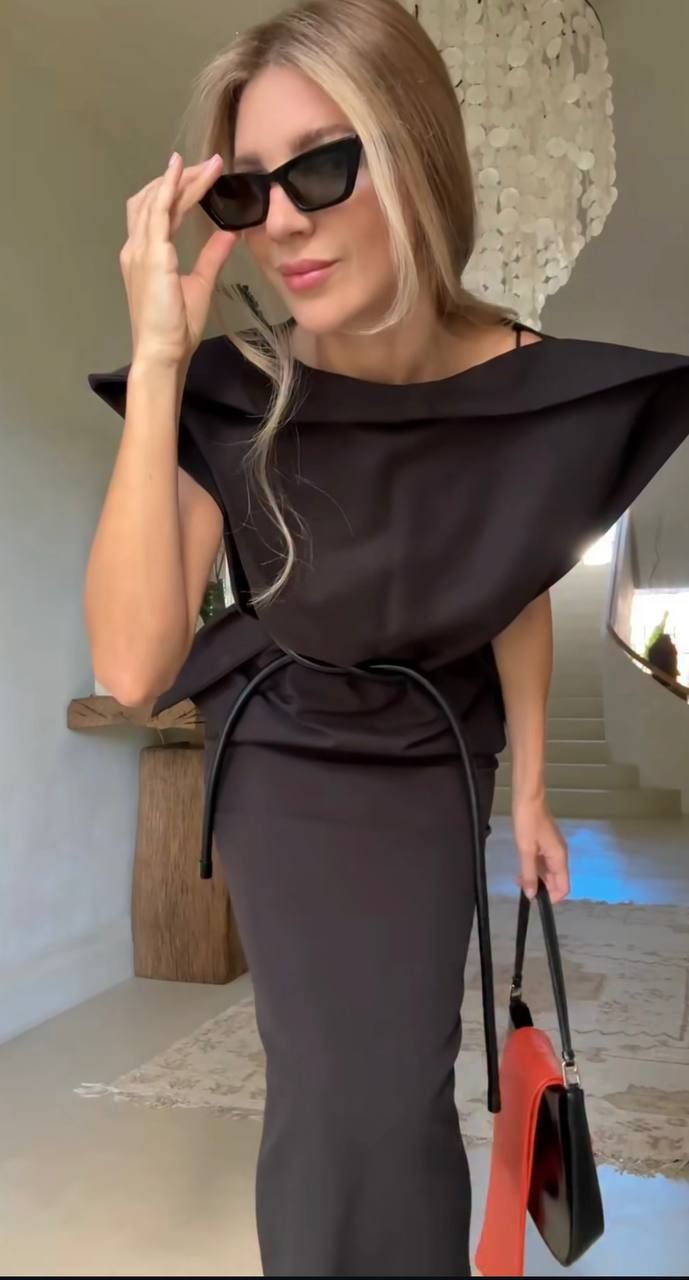 Надя Дорофеева в голубом платье и еще 4 ярких выхода звезд на Ukrainian Fashion Week 2026 - 762999 Надя Дорофеева в голубом платье и еще 4 ярких выхода звезд на Ukrainian Fashion Week 2026 - фото 762999