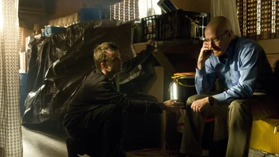 Звезда сериала "Во все тяжкие" попал под арест из-за инцидента с соседкой