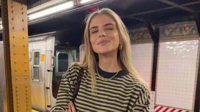 Парижанки носят их всегда: полосатый свитер, подходящий под что угодно