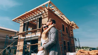 Горняк і Остапчук домовилися про продаж спільного будинку, і ось скільки вони за нього хочуть